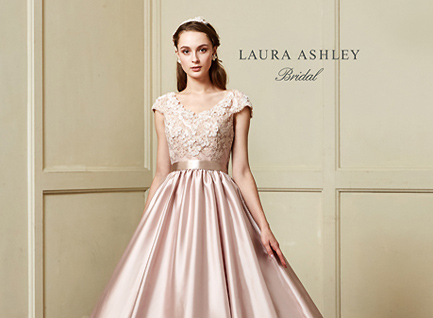 Laura Ashley ブランド オシャレでこだわり 個性的なウェディングドレス カラードレス タキシードレンタルならドレスショップブランシェ
